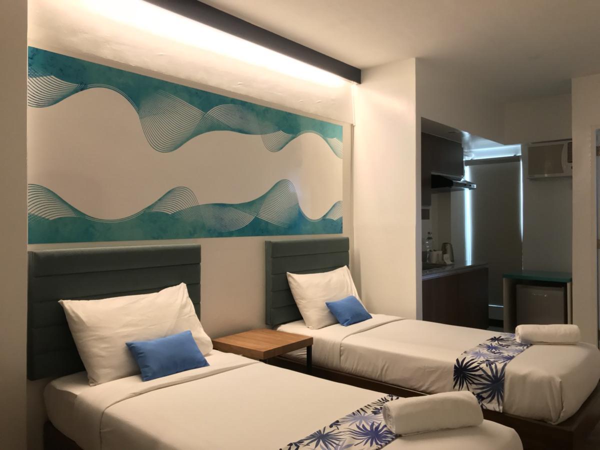 H Hotels - Metro North Uno Кесон Сити Екстериор снимка